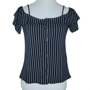 🦇Donating Soon🦇Banana Republic Factory Black and White Striped Top